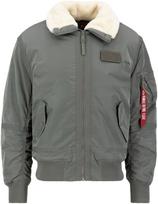 ALPHA INDUSTRIES Žieminė striukė 'B15-3 TT' tamsiai žalia / kiaušinio lukšto spalva