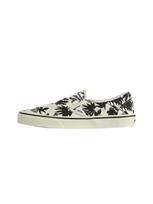 VANS Batai be raištelių 'CLASSIC' juoda / balkšva
