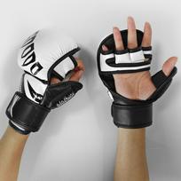 Combat gloves MMA half finger boxing gloves PU Leather Fight with gloves Combat gloves Adult Muay Thai Competition Glove S  for child balta