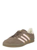 ADIDAS ORIGINALS Sportbačiai be auliuko 'Gazelle' gelsvai pilka spalva / ruda