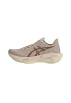 ASICS Bėgimo batai 'Novablast 6' ruda / rausvai pilka