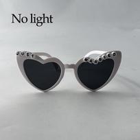 Belaidžiai LED „Just Married“ akiniai nuo saulės Nuotakos Aksesuarai Vestuvių Kaip Medaus Dovana Nuotaka Ir Jaunikis Šviečiantys Vestuviniai Širdies Formos Akiniai black