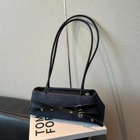 Autumn new small fresh fashion bag niche versatile commuter shoulder bag white