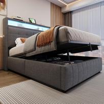 Apmušta lova 140*200 cm, su LED apšvietimu ir USB lizdu, galvūgalis su lentynomis, su hidrauliniu saugojimo mechanizmu, su groteliniu rėmu, pilko lino audinio 213 x 147 x 110.5 cm pilka
