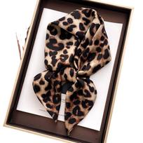 1 vnt. prabangaus prekės ženklo leopardo rašto bandana kvadratinis skara moteriška dirbtinio šilko skara kasdienė universali dekoracija maža kaklo skara brown