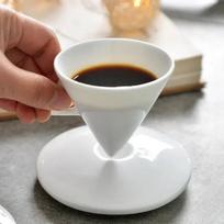 Kavos puodelis Vintažinis Instagram stiliaus Kaulinis porcelianas Trikampis kūginis puodelis Vintažinis keraminis latte puodelis Kaulinio porceliano kavos puodeliai 50ml balta