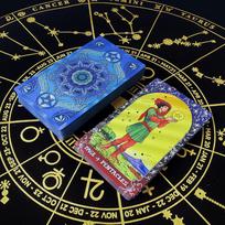 In Stock 78 Classic Waite Tarot Cards, Waterproof Plastic, Laser Effect, Exquisite Patterns, Divination Board Game mėlyna