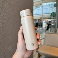 TYESO Kišeninis Mini Termosas Vandens Buteliukas 150ML Mielas Mažas Nerūdijančio Plieno Termosas Nešiojamas Šilumos Izoliacija Kavos Vandens Puodelis 150ml white
