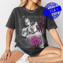 Vampire Lestat Retro Horror Band Tee — Gothic Vampire Graphic T-Shirt XXL black