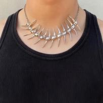 Dygliuotas žuvies kaulo karoliai Apyrankės Galinės grandinėlės Cyberpunk stiliaus papuošalo aksesuaras Moterims Šventės dovana necklace brown