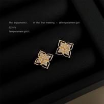 French micro-inlaid zircon presbyopia shape mini version plated simple commuter, stud earrings black