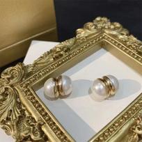 Magnetic pearl ear clip earrings can be worn in summer without ear holes. Iron absorbing stone pearl earrings earrings earrings