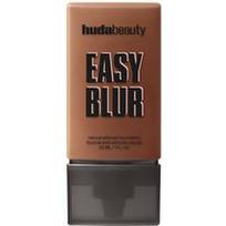 HUDA BEAUTY - EEasy Blur Natural Airbrush Makiažo pagrindai 30 ml Nr. 550R Hot Fudge