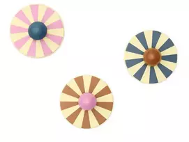 „Kids Concept“ – kabliukai cirke – daugiaspalviai – 10 x 10 x 4,4 cm
