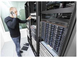 Carruzzo Vertiv Avocent AV 3216 KVM jungiklis Stovo montavimas Juoda