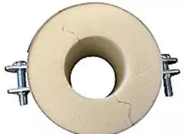 Isoglobal Ug „Isoglobal“ vamzdžių spaustukas 18X40mm M8/M10 - su cinkuotu spaustuku ir izoliacija