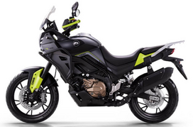 QJMOTOR SVT650 v2 motociklas