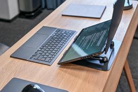 Adjustable, rotatable, ergonomic laptop stand, NFAMTEMT2662