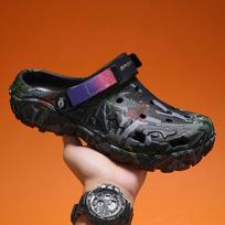 2026 Brand Men's Sandals Clogs Men Garden Shoes Flat Camouflage Pool Sandals Male Outdoor Casual Sneakers Home Clogs 40 black