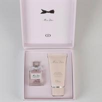 Miss Dior Blooming Bouquet Gift Set, 5ml Eau De Toilette Perfume + 20ml Moisturizing Body Milk, Mini Fragrance Body Care Kit For Women balta