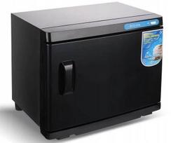 UV sterilizatorius ir rankšluosčių šildytuvas BN-218 juodas