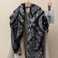 Moterims 100% vilnos paisley rašto skara 130x130cm, Juoda prabangi didelė kvadratinė skara, Elegantiškas žiemos apdangalas 130*130cm gray