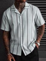 Casual essential! Men's short-sleeve striped shirt, trendy and comfortable. S gray