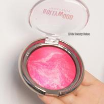 Taj Mahal Sunset: Energetic Orange Blush with Micro-Shimmer for a Sun-Kissed, Girlish Glow. gray