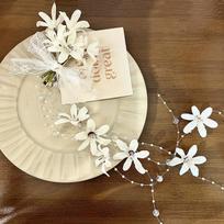 Elegant Lily of the Valley Hair Clip with Tassel Chain, Romantic Floral Hairpin, Delicate Bridal Hair Accessory for Women 1PC white