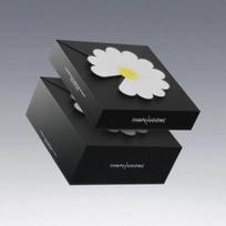 G-Dragon Kwon Ji-yong GD Official Membership FAM KIT PETALS OF LOVE FAM KIT LOVE VER.