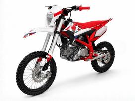 Benzininis Krosinis motociklas 150cc YX150