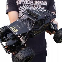 Didelis radijo bangomis valdomas visureigis automobilis 4x4 su metaliniu korpusu