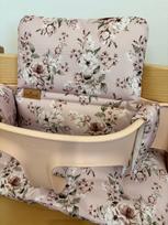Vandeniui atsparios pagalvėlės Stokke Tripp Trapp, 2in1, Newbie Roses