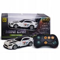 Nuotoliniu būdu valdomas metalinis mini automobilis 1:64, baltas, su šviesomis