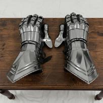 Gothic Gauntlets 15th16th Century  16 Gauge Mild Steel with Padded Leather Gloves gray