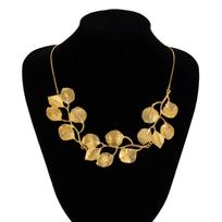 Salircon Exaggerated Gold Color Ginkgo Biloba Leaf Necklace for Women New Design Metal Choker Necklace Ladies Jewelry on Neck beige