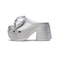 Crocs klumpės moteriškos metalinės sidabrinės 210050-0P1 38-39 sidabras