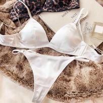 Vasaros moteriškų apatinių komplektas Sexy Silken Triangle Cup Wireless Bras French Bralette Seamless Intimates liemenėlės ir apatinio trikotažo komplektas 38/85AB leopardas