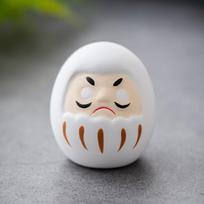 Laimės talismanas Daruma lėlės amatai Japonijos keramikos sėkmės ornamentas Nauja laimės katė dovanos white
