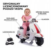 Vaikiškas paspirtukas Vespa, baltas, su akumuliatoriumi, 6V, nuo 18 mėn., licencijuotas