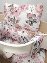 Vandeniui atspari pagalvėlė Stokke Tripp Trapp, 2in1, gėlės, rožiniai žiedai