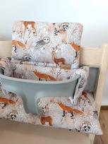 Vandeniui atspari pagalvėlė Stokke Tripp Trapp, 2-in-1, ruda, Forest