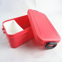 PP Food Grade Lunch Box 9700 Student Meal Container 2-Side Lock Huamei Plastic Eco-Friendly Gift 920ml raudona