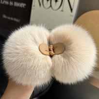 Fox Big Hair Ball Hair Grab Clip Back Head Hair Shark Clip Plush Headdress Premium Hair Accessories white