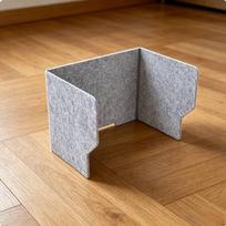 Akustinis stalo skydelis, blokuojantis šviesą, laisvai pastatomas pertvara, sugeriantis garsą 60CM 3-sided W 4 Clips gray