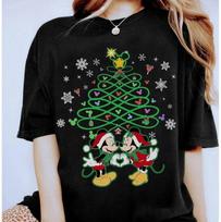 Mickey And Minnie Mouse Love Forever Christmas Tree Snowflakes Tshirt Unisex T-Shirt M black