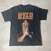 lizzo fabric faded oversized rap tee size large Unisex T-Shirt M