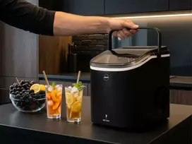 ELDOM KS230 ledo gaminimo aparatas - 12 kg per 24 val., 2,2 l talpa, 9 kubeliai per ciklą, sidabrinis/juodas