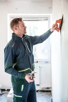 NEO Tools 81-216-XXXL Vyriška darbo striukė, pilka/žalia, 65% poliesteris 35% medvilnė, 245 g/m², 7 kišenės, sustiprintos alkūnės ir pečiai, atšvaitai, EN ISO 13688:2013