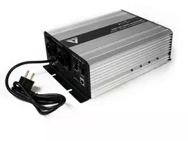 AZO DIGITAL Nepertraukiamo maitinimo šaltinis (UPS + AVR) 12V UPS-2000SR 2000VA 1400W Line-Interactive